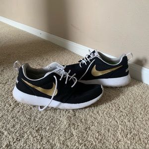Nike Roshe Black and Gold Shoes